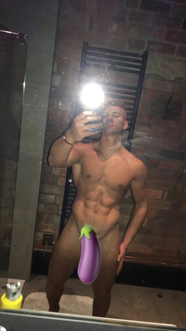 Featuring the hottest guys [ comeseethefun ] Onlyfans leaked photo 12671221 on Hotleaks.tv