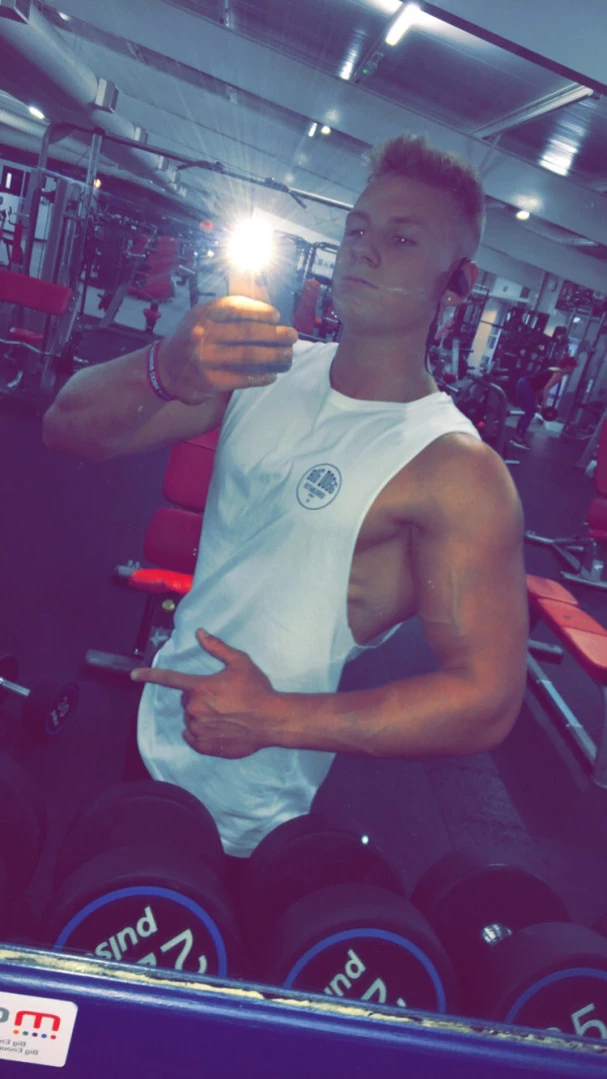 Featuring the hottest guys [ comeseethefun ] Onlyfans leaked photo 12674653 on Hotleaks.tv