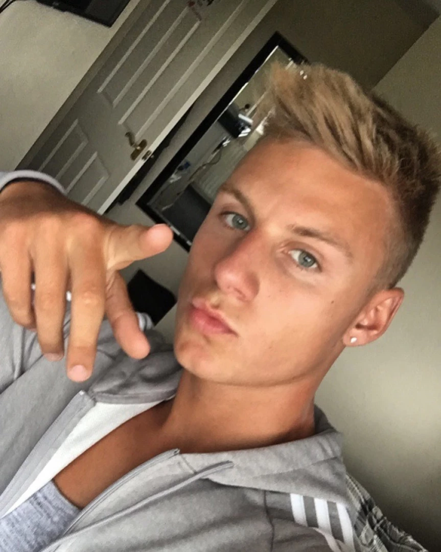 Featuring the hottest guys [ comeseethefun ] Onlyfans leaked photo 12674720 on Hotleaks.tv