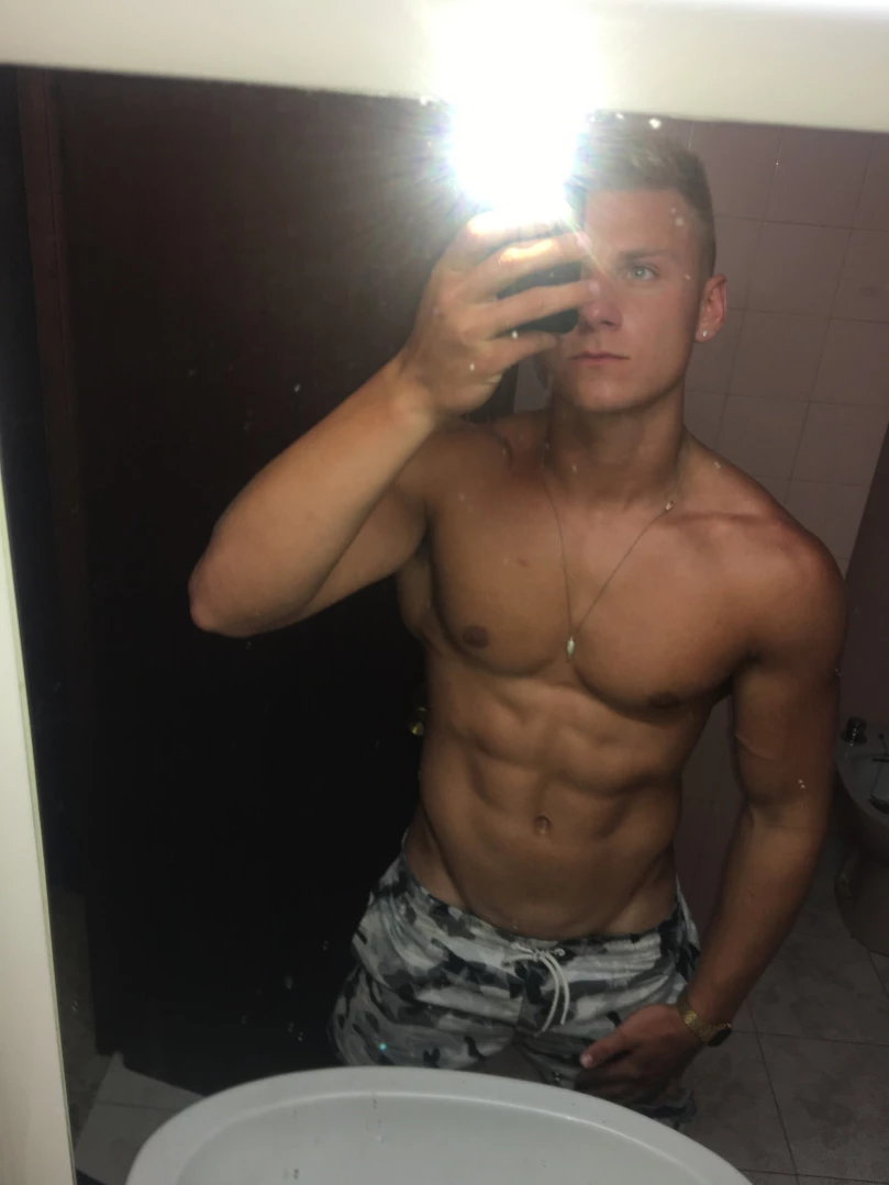 Featuring the hottest guys [ comeseethefun ] Onlyfans leaked photo 15558525 on Hotleaks.tv