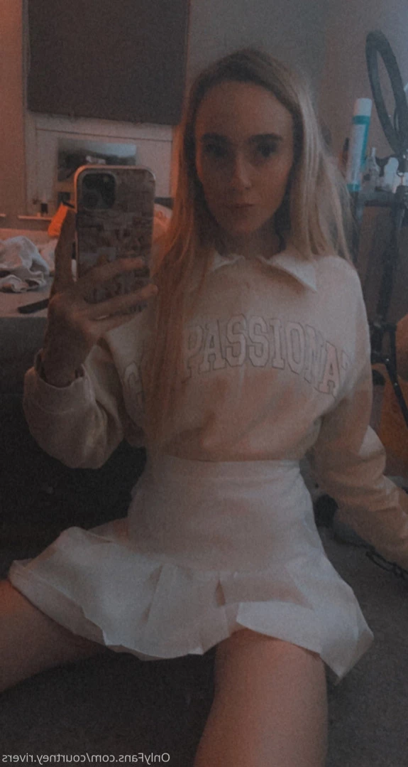courtneyriverss Onlyfans leaked photo 14133989 on Hotleaks.tv