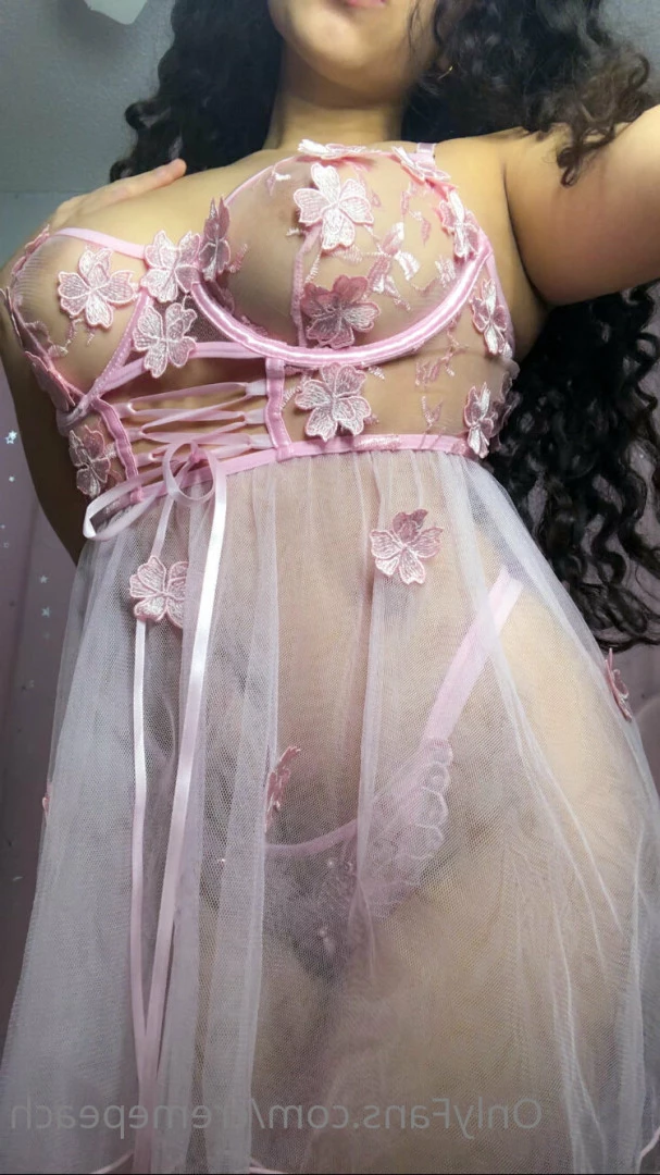 🍑Peach [ cremepeach ] Onlyfans leaked photo 9698647 on Hotleaks.tv
