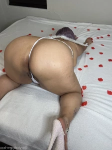 10094893
