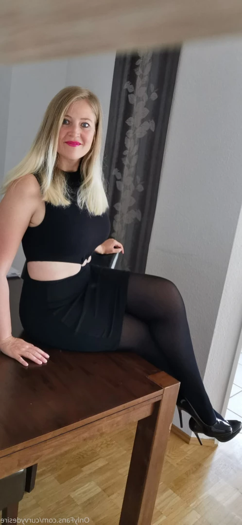 Masked Curvy Goddess [ maskedcurvygoddess ] Onlyfans leaked photo 12770284 on Hotleaks.tv