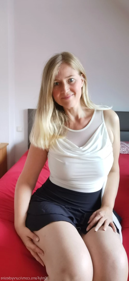 Masked Curvy Goddess [ maskedcurvygoddess ] Onlyfans leaked photo 12770625 on Hotleaks.tv