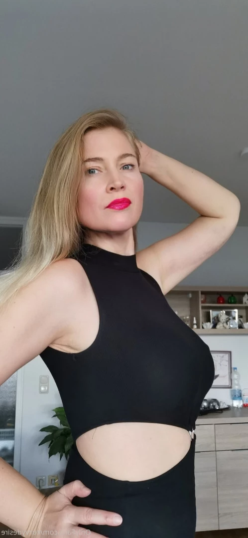 Masked Curvy Goddess [ maskedcurvygoddess ] Onlyfans leaked photo 12771084 on Hotleaks.tv