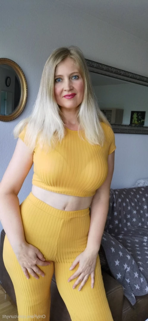Masked Curvy Goddess [ maskedcurvygoddess ] Onlyfans leaked photo 12771250 on Hotleaks.tv