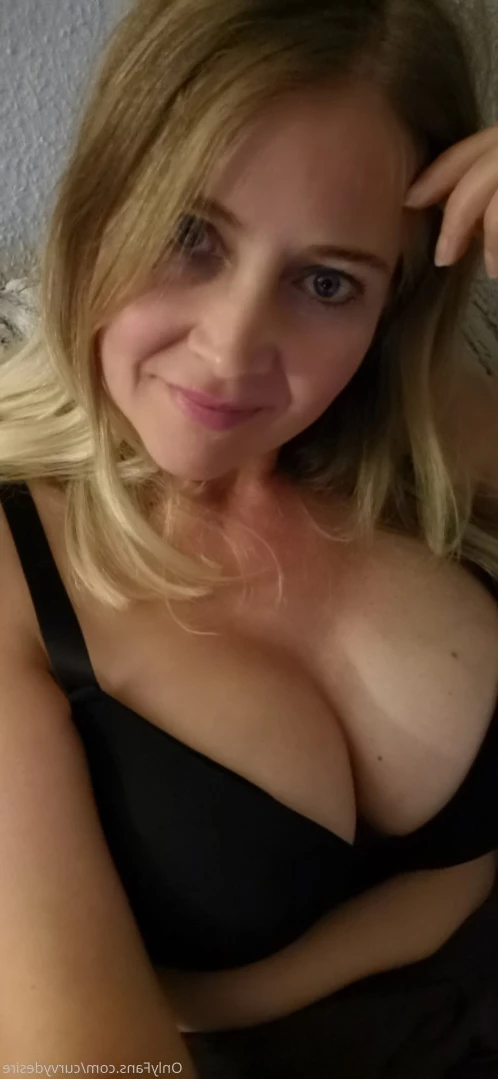 Masked Curvy Goddess [ maskedcurvygoddess ] Onlyfans leaked photo 12771263 on Hotleaks.tv