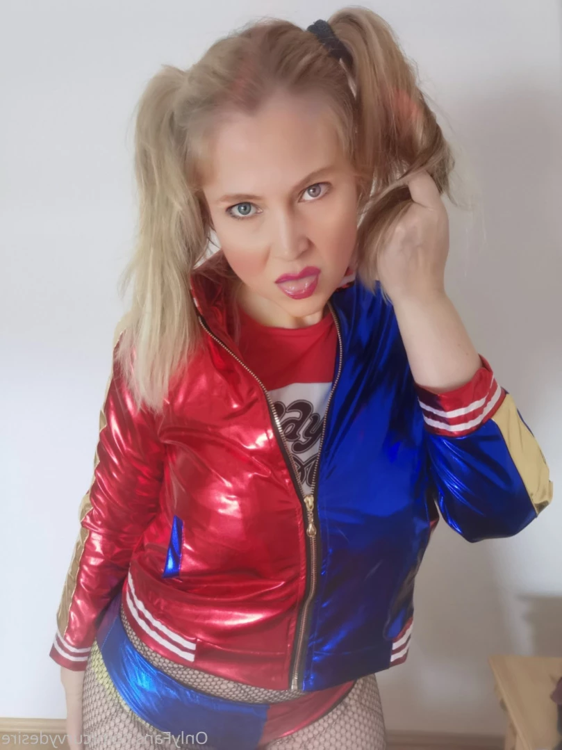 Masked Curvy Goddess [ maskedcurvygoddess ] Onlyfans leaked photo 12771329 on Hotleaks.tv