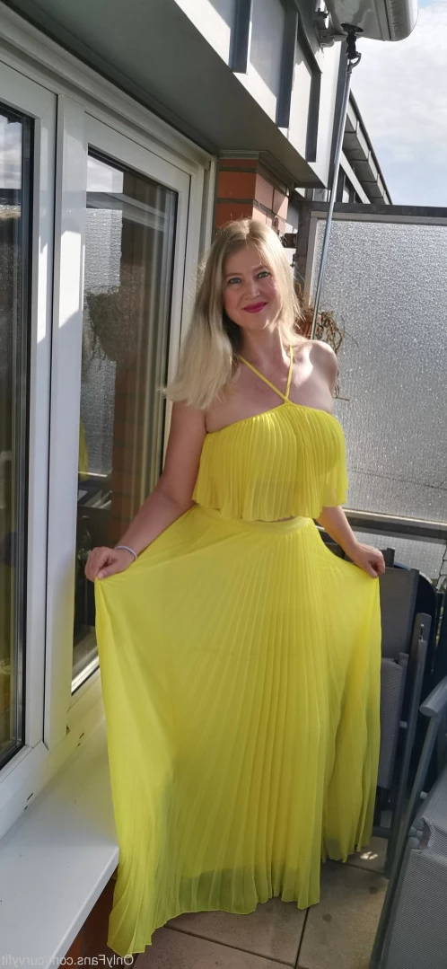 Masked Curvy Goddess [ maskedcurvygoddess ] Onlyfans leaked photo 12771367 on Hotleaks.tv