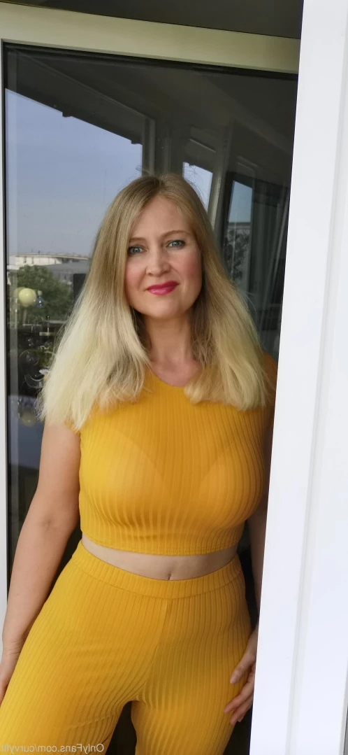 Masked Curvy Goddess [ maskedcurvygoddess ] Onlyfans leaked photo 12798215 on Hotleaks.tv