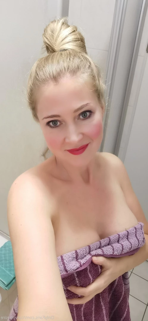 Masked Curvy Goddess [ maskedcurvygoddess ] Onlyfans leaked photo 13548420 on Hotleaks.tv