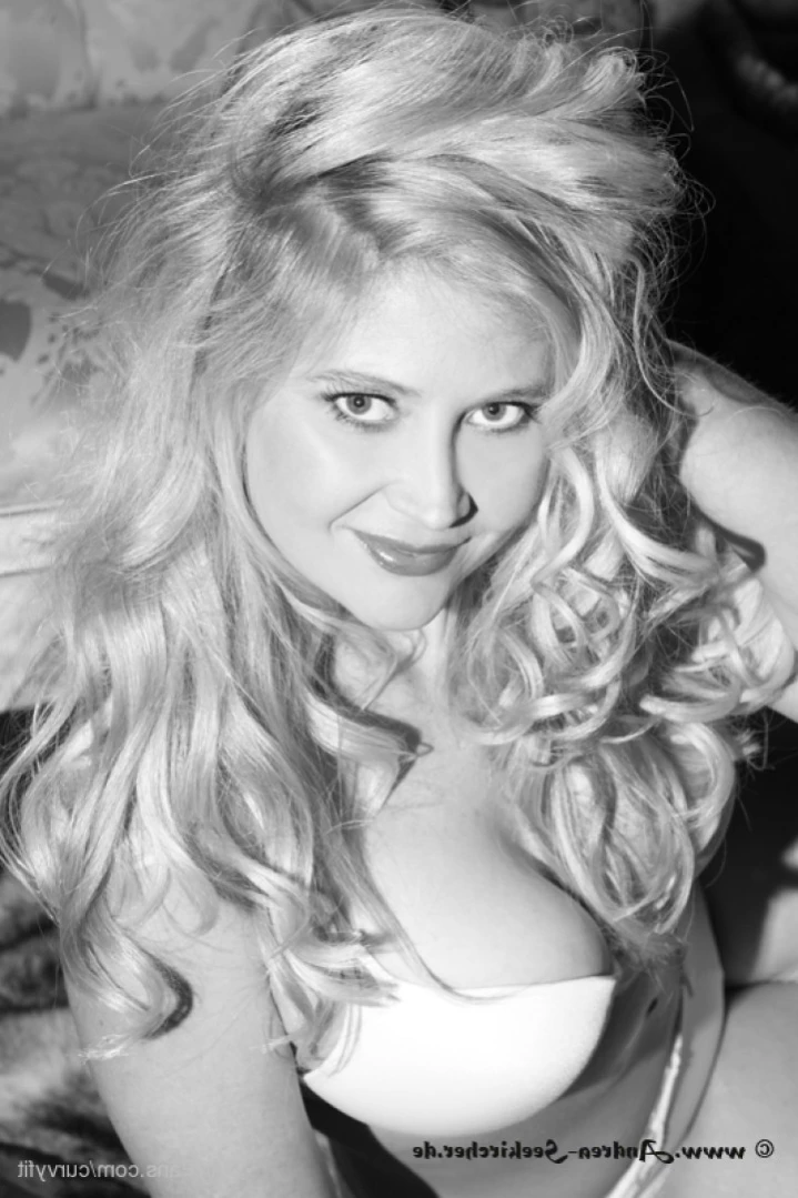 Masked Curvy Goddess [ maskedcurvygoddess ] Onlyfans leaked photo 14005922 on Hotleaks.tv