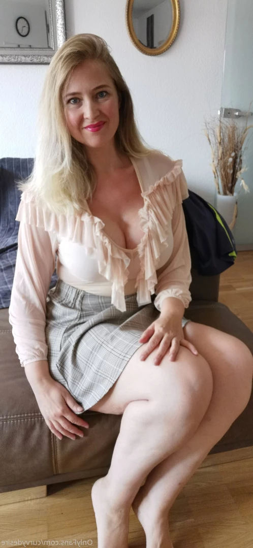 Masked Curvy Goddess [ maskedcurvygoddess ] Onlyfans leaked photo 15118700 on Hotleaks.tv