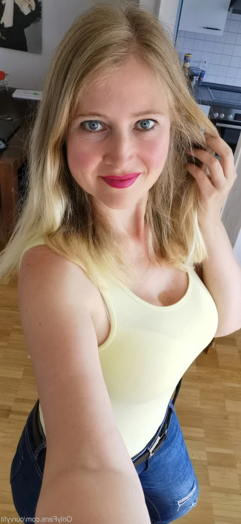 Masked Curvy Goddess [ maskedcurvygoddess ] Onlyfans leaked photo 15351372 on Hotleaks.tv
