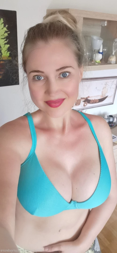 Masked Curvy Goddess [ maskedcurvygoddess ] Onlyfans leaked photo 16227487 on Hotleaks.tv