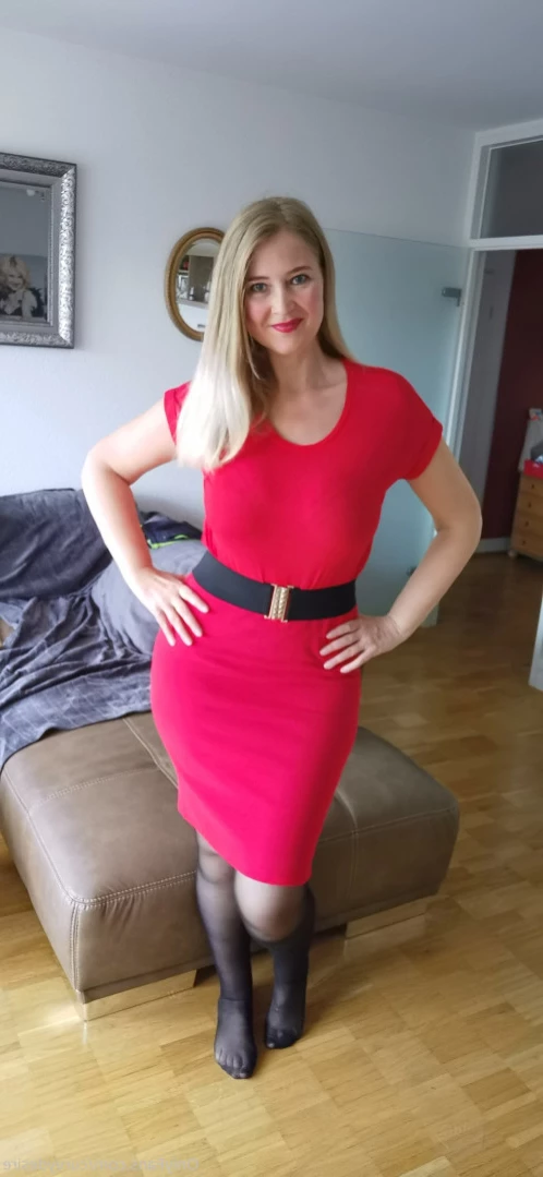 Masked Curvy Goddess [ maskedcurvygoddess ] Onlyfans leaked photo 16256454 on Hotleaks.tv