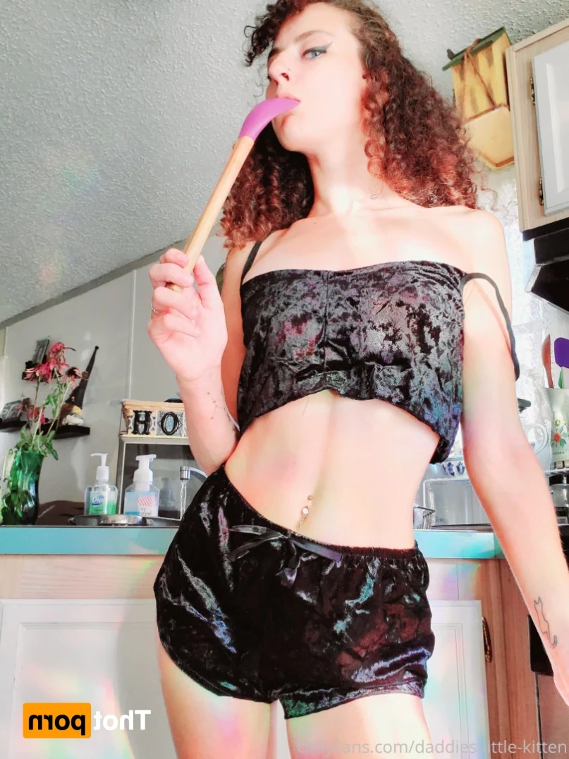 daddies-little-kitten Onlyfans leaked photo 12287143 on Hotleaks.tv