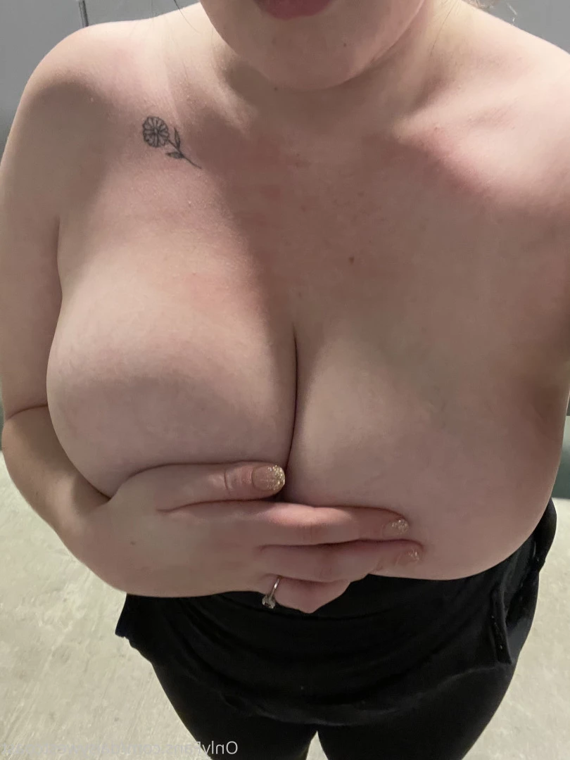 daisy 🌼 NO new content after January 1st [ daisywestcoast ] Onlyfans leaked photo 9103847 on Hotleaks.tv