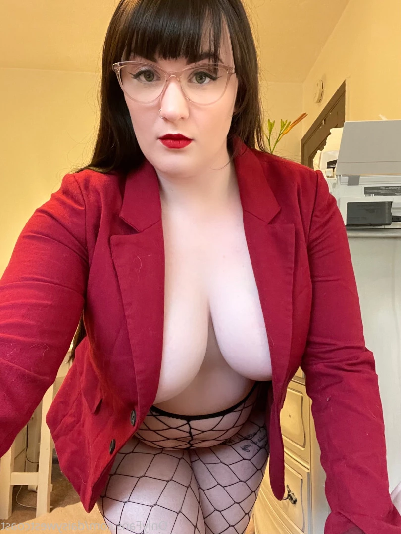 daisy 🌼 NO new content after January 1st [ daisywestcoast ] Onlyfans leaked photo 9105869 on Hotleaks.tv