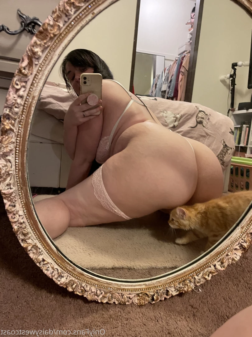 daisy 🌼 NO new content after January 1st [ daisywestcoast ] Onlyfans leaked photo 9106346 on Hotleaks.tv