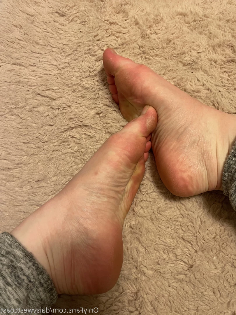 daisy 🌼 NO new content after January 1st [ daisywestcoast ] Onlyfans leaked photo 9108648 on Hotleaks.tv