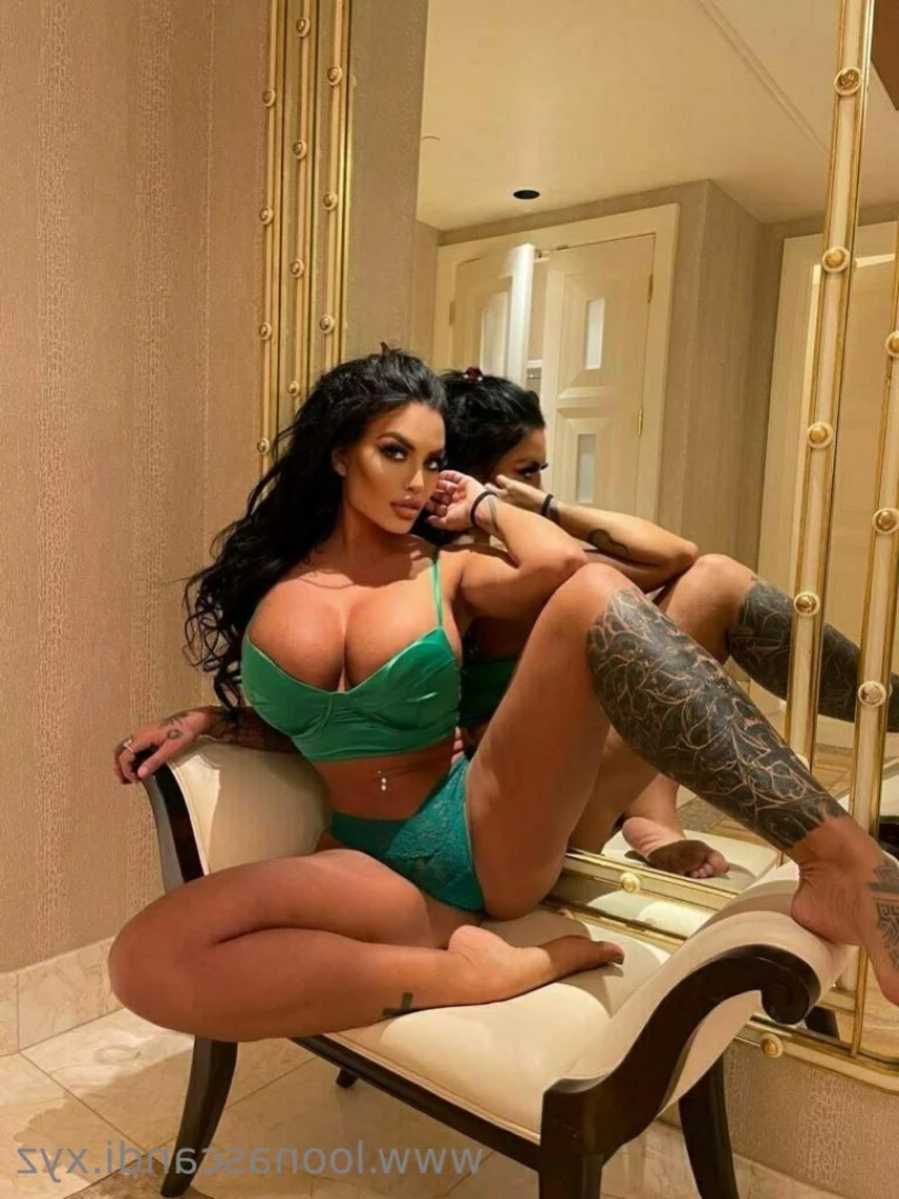 Loona Sex Therapist [ loonascandi ] Onlyfans leaked photo 11904784 on Hotleaks.tv