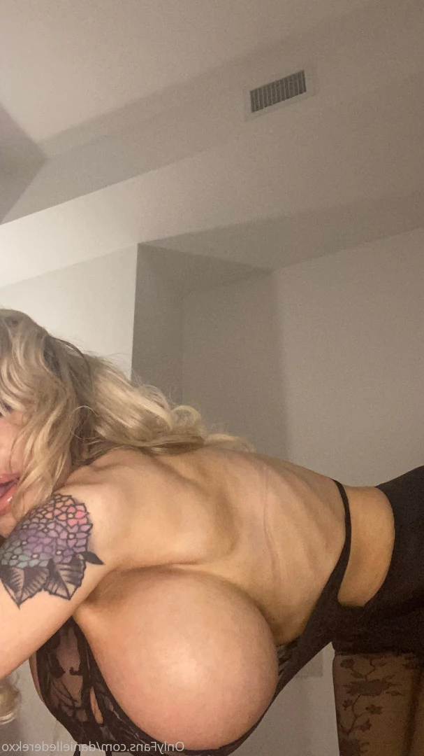 Danielle Derek [ daniellederekxo ] Onlyfans leaked photo 8657499 on Hotleaks.tv