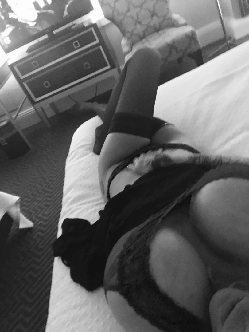 Danielle Derek [ daniellederekxo ] Onlyfans leaked photo 8658290 on Hotleaks.tv