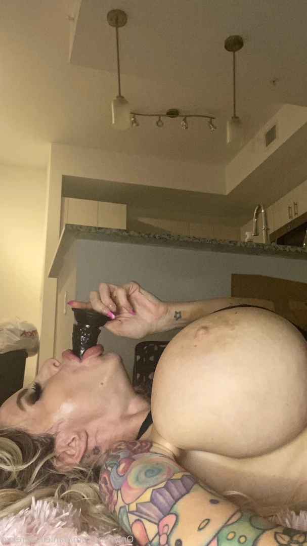 Danielle Derek [ daniellederekxo ] Onlyfans leaked photo 8659348 on Hotleaks.tv