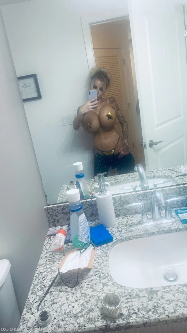 Danielle Derek [ daniellederekxo ] Onlyfans leaked photo 8666244 on Hotleaks.tv