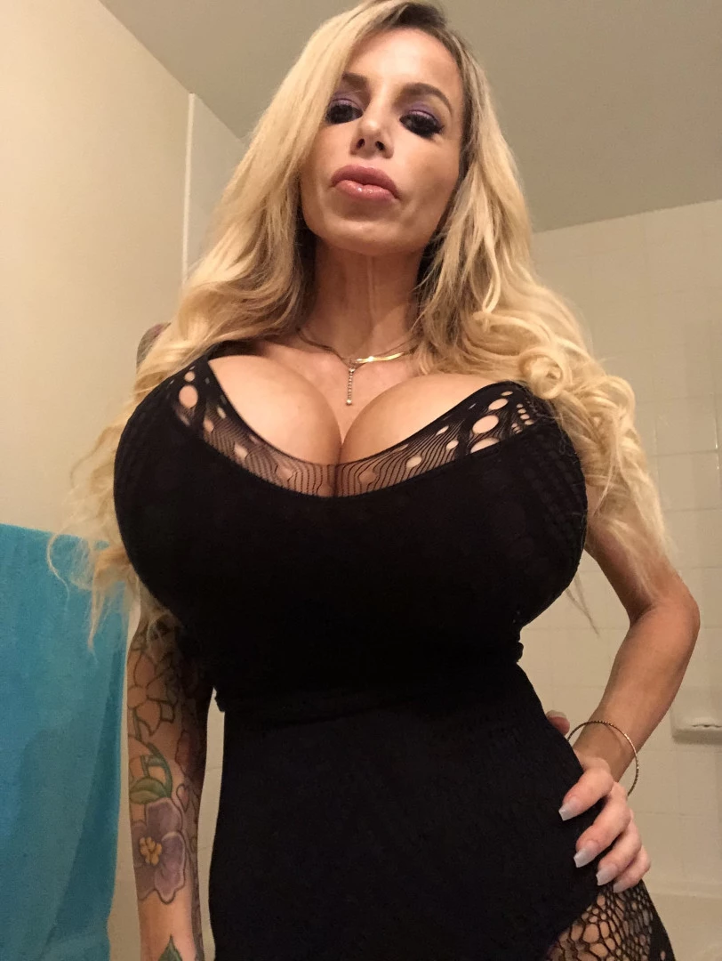 Danielle Derek [ daniellederekxo ] Onlyfans leaked photo 8669861 on Hotleaks.tv