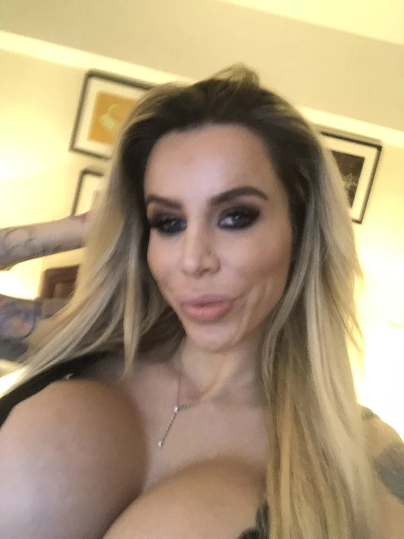 Danielle Derek [ daniellederekxo ] Onlyfans leaked photo 8675810 on Hotleaks.tv