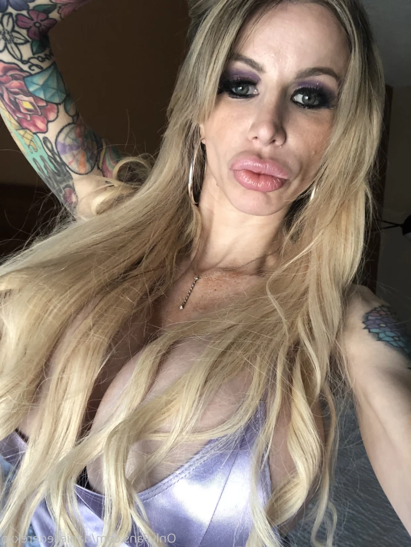 Danielle Derek [ daniellederekxo ] Onlyfans leaked photo 8677504 on Hotleaks.tv