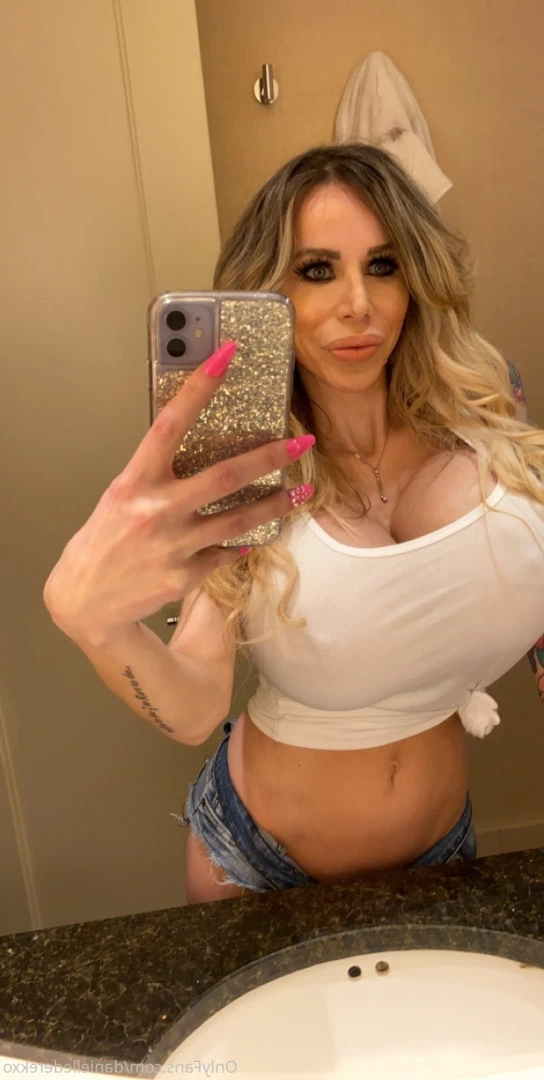 Danielle Derek [ daniellederekxo ] Onlyfans leaked photo 8679918 on Hotleaks.tv