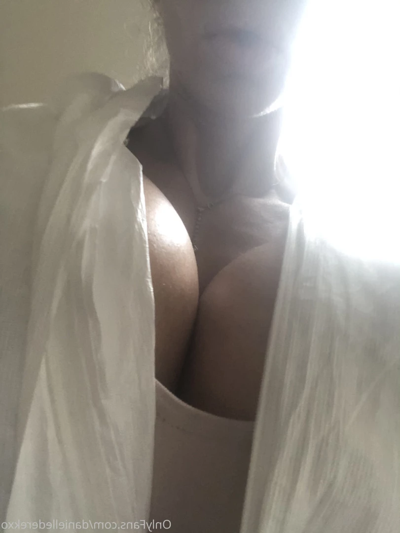 Danielle Derek [ daniellederekxo ] Onlyfans leaked photo 8683555 on Hotleaks.tv