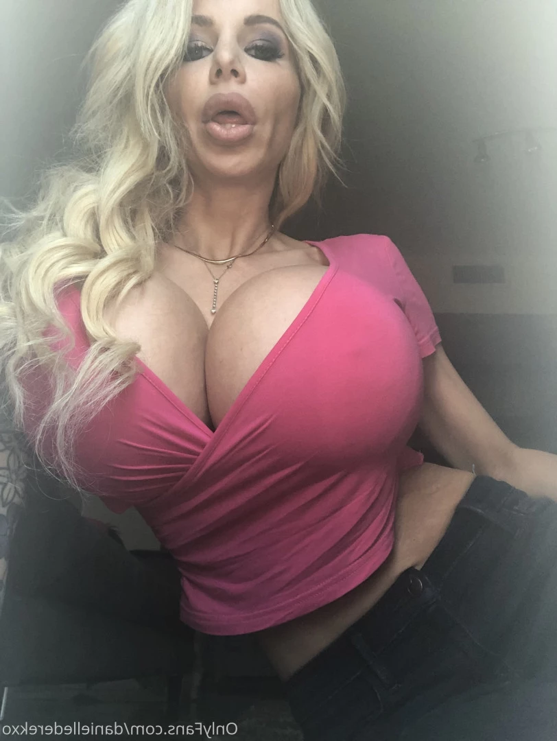 Danielle Derek [ daniellederekxo ] Onlyfans leaked photo 8683903 on Hotleaks.tv