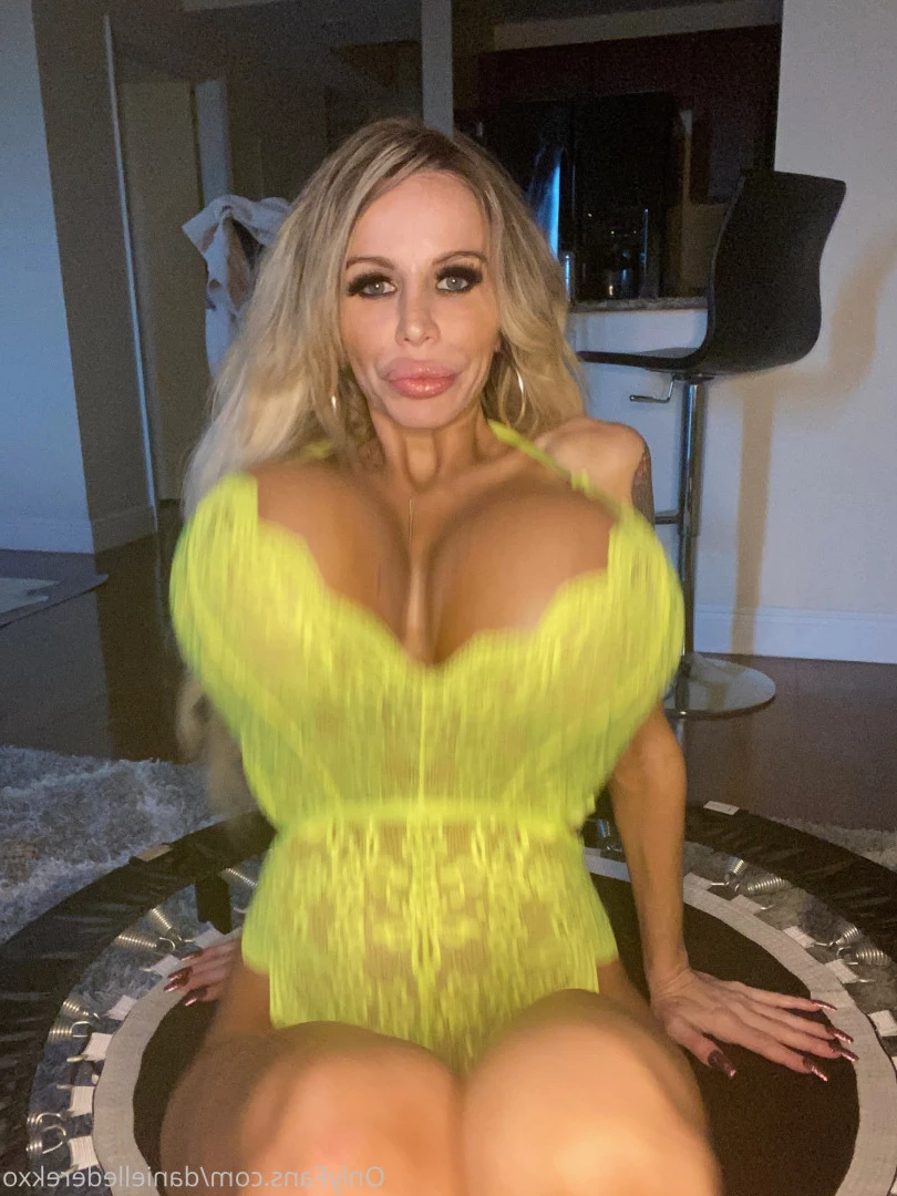 Danielle Derek [ daniellederekxo ] Onlyfans leaked photo 8683931 on Hotleaks.tv