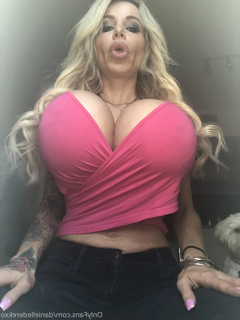 Danielle Derek [ daniellederekxo ] Onlyfans leaked photo 8687368 on Hotleaks.tv
