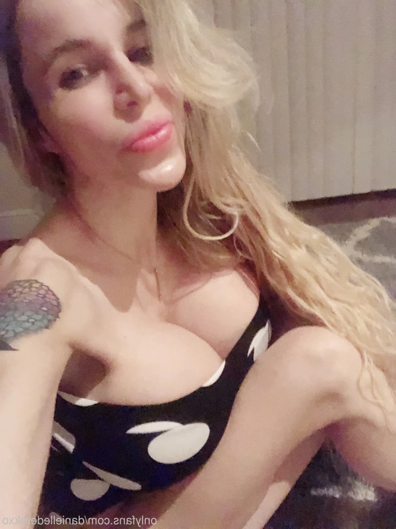 Danielle Derek [ daniellederekxo ] Onlyfans leaked photo 8692567 on Hotleaks.tv