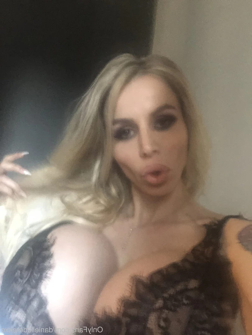Danielle Derek [ daniellederekxo ] Onlyfans leaked photo 8695333 on Hotleaks.tv