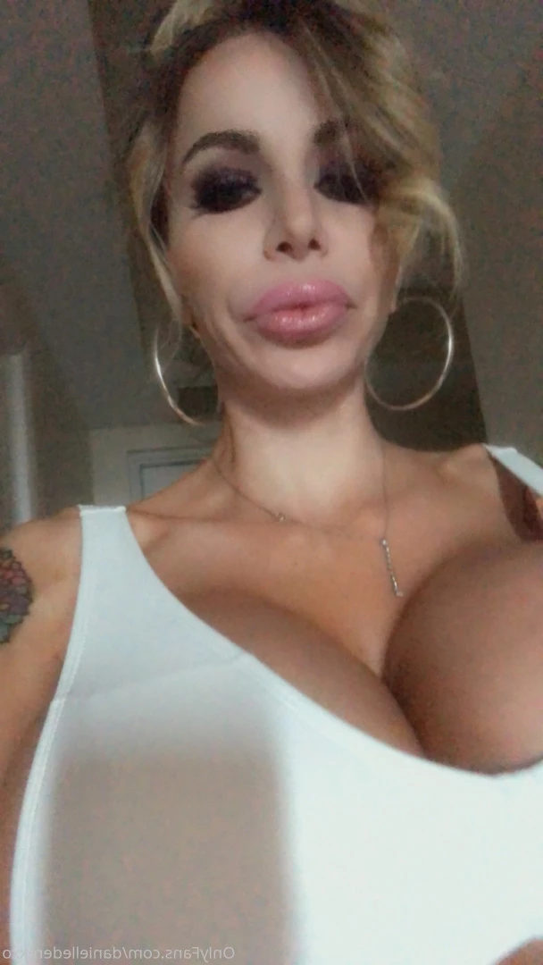 Danielle Derek [ daniellederekxo ] Onlyfans leaked photo 8698910 on Hotleaks.tv