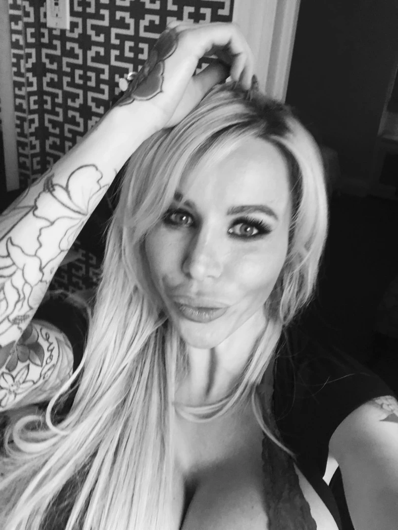 Danielle Derek [ daniellederekxo ] Onlyfans leaked photo 8704966 on Hotleaks.tv