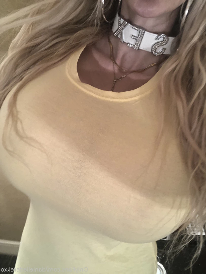 Danielle Derek [ daniellederekxo ] Onlyfans leaked photo 8706425 on Hotleaks.tv