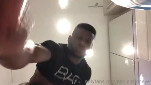 Daniel Shoneye [ danielshoneye ] Onlyfans leaked video 10443408 on Hotleaks.tv