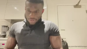 Daniel Shoneye [ danielshoneye ] Onlyfans leaked video 10443488 on Hotleaks.tv