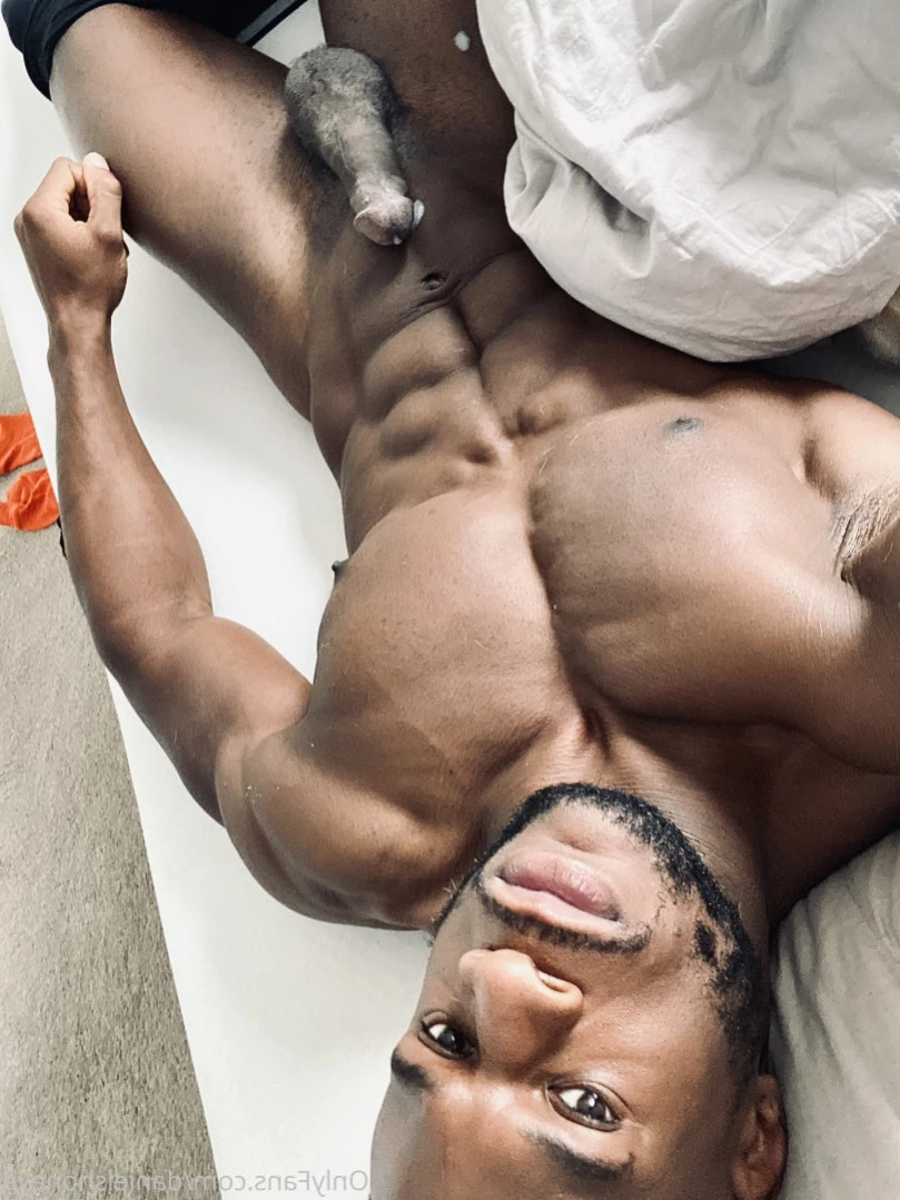 Daniel Shoneye [ danielshoneye ] Onlyfans leaked photo 12372873 on Hotleaks.tv