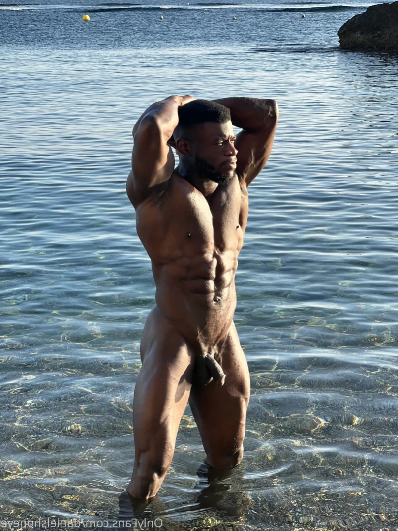 Daniel Shoneye [ danielshoneye ] Onlyfans leaked photo 12764666 on Hotleaks.tv