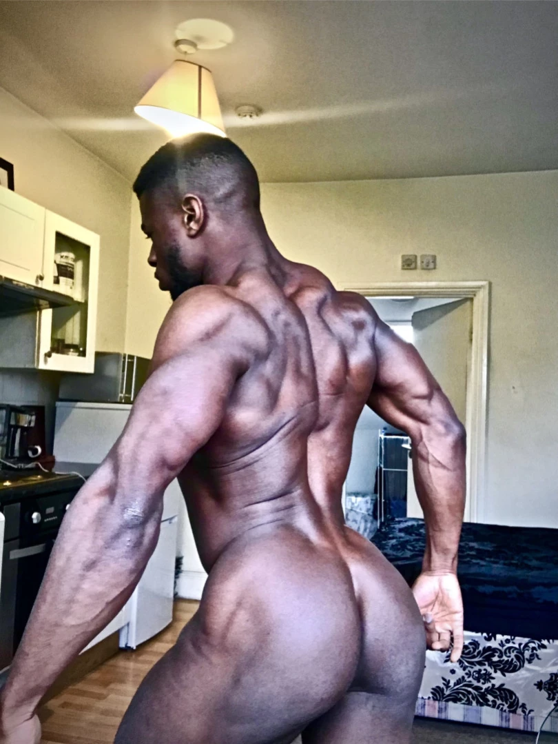 Daniel Shoneye [ danielshoneye ] Onlyfans leaked photo 12765156 on Hotleaks.tv