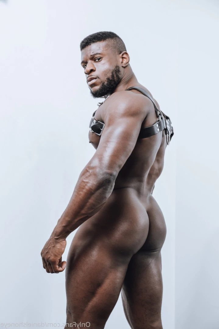 Daniel Shoneye [ danielshoneye ] Onlyfans leaked photo 12765495 on Hotleaks.tv